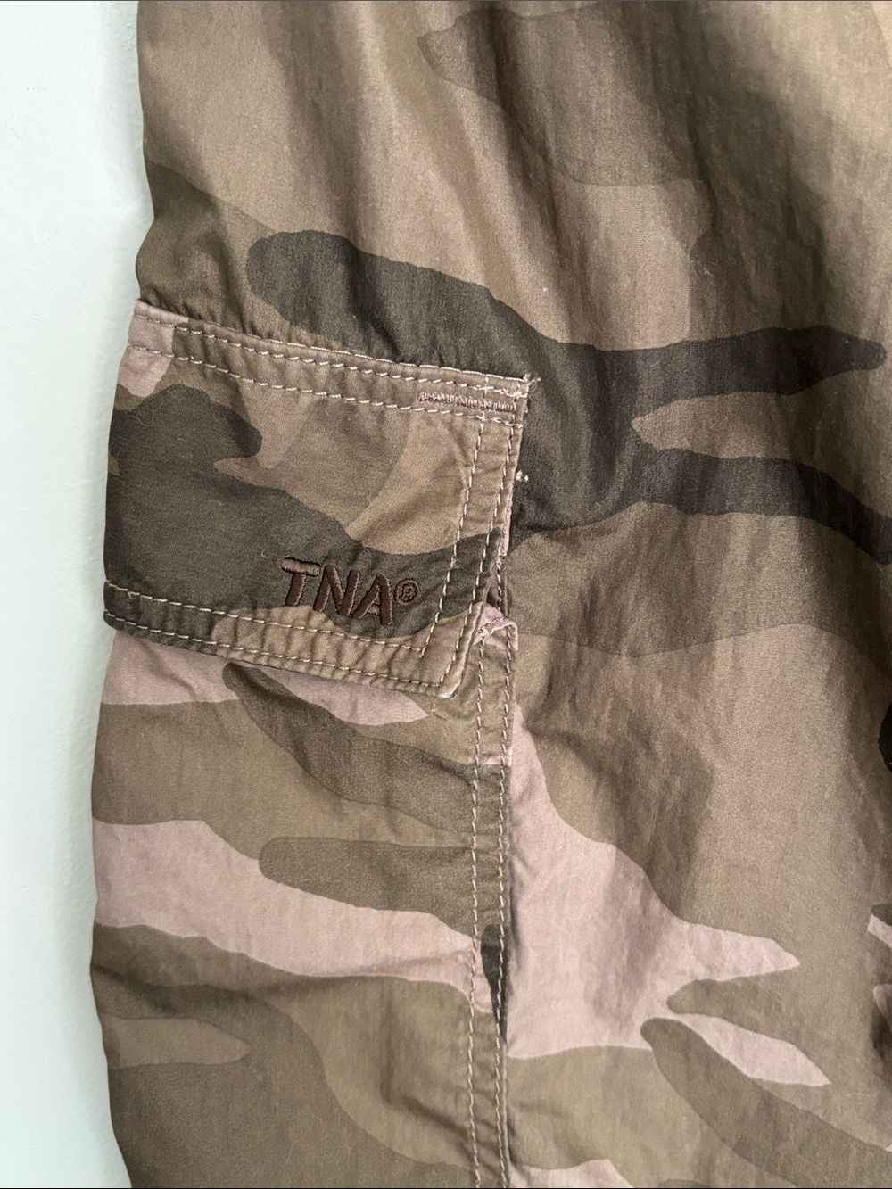 TNA Squad Camo Parachute Pants Y2K Street Style (Size L) - Picture 6 of 7